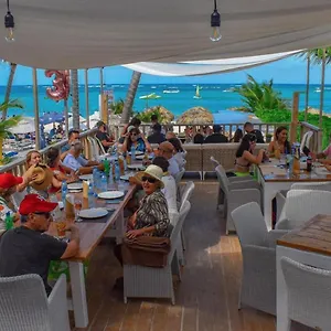 Los Corales Villas And Suites - Beach Club, Spa, Restaurants Hotel